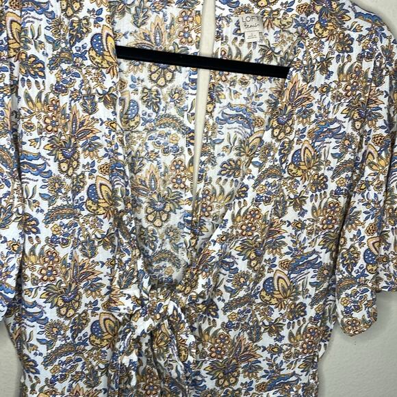 LOFT Beach Tie Front Floral Cut Out Rayon Romper Shorts Jumpsuit Size Medium - Picture 2 of 6